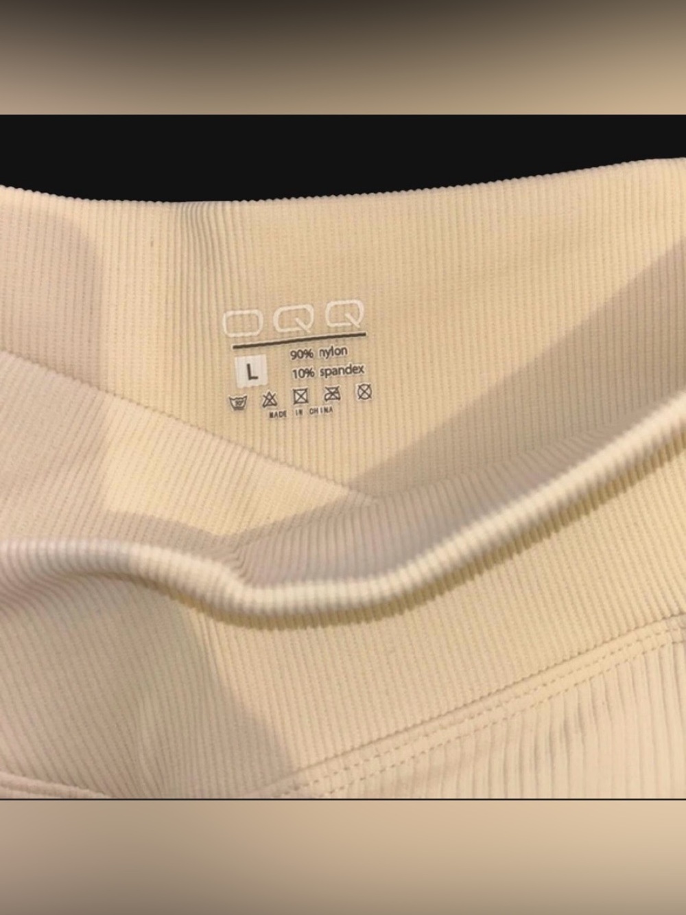 OQQ V-Front Ribbed Cream Shorts - Picture 3 of 3